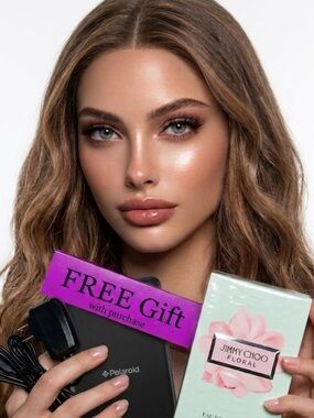 Jimmy Choo Floral Eau de Toilette 3oz with free gift